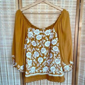 NWT Savanna Jane Boho Embroidered Floral Blouse Size Large